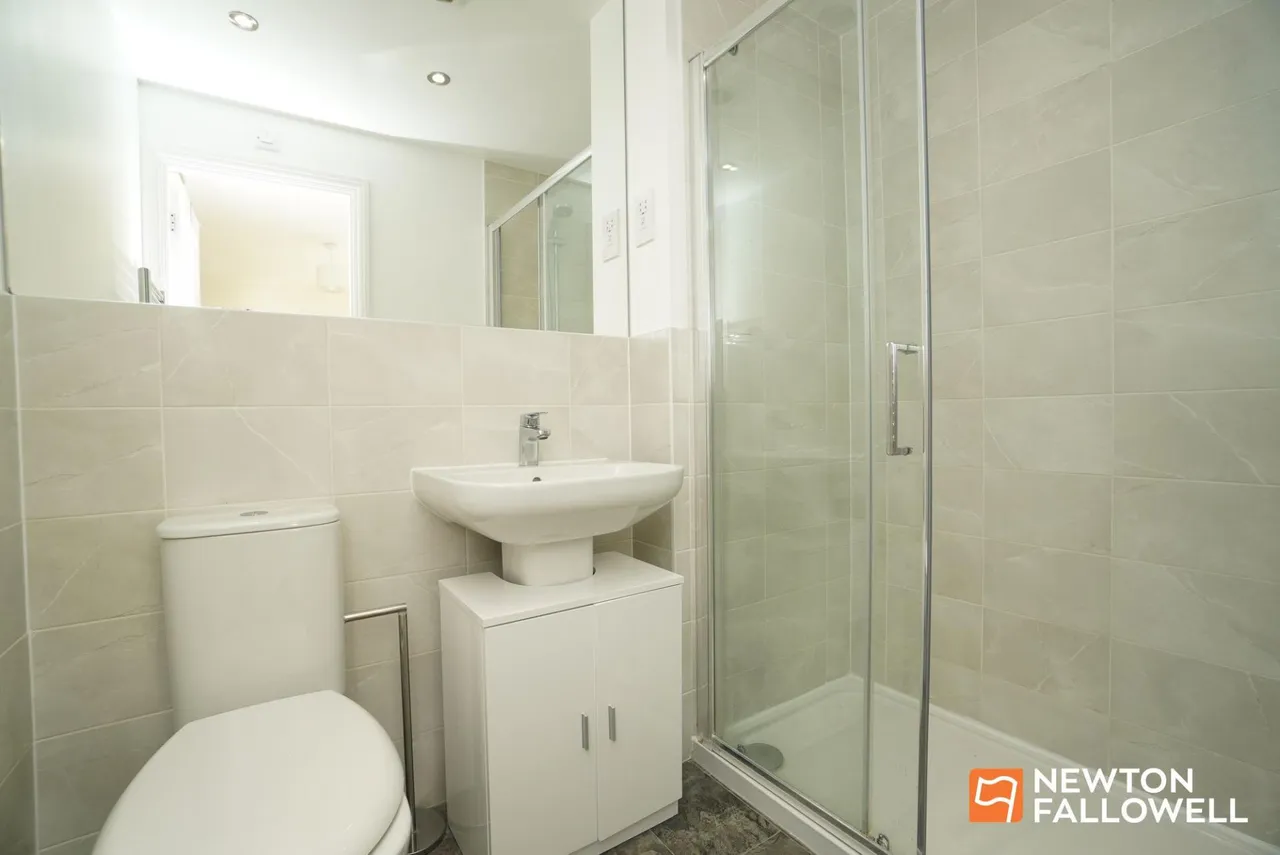 Pankhurst Close, East Leake, LE12, photo 11