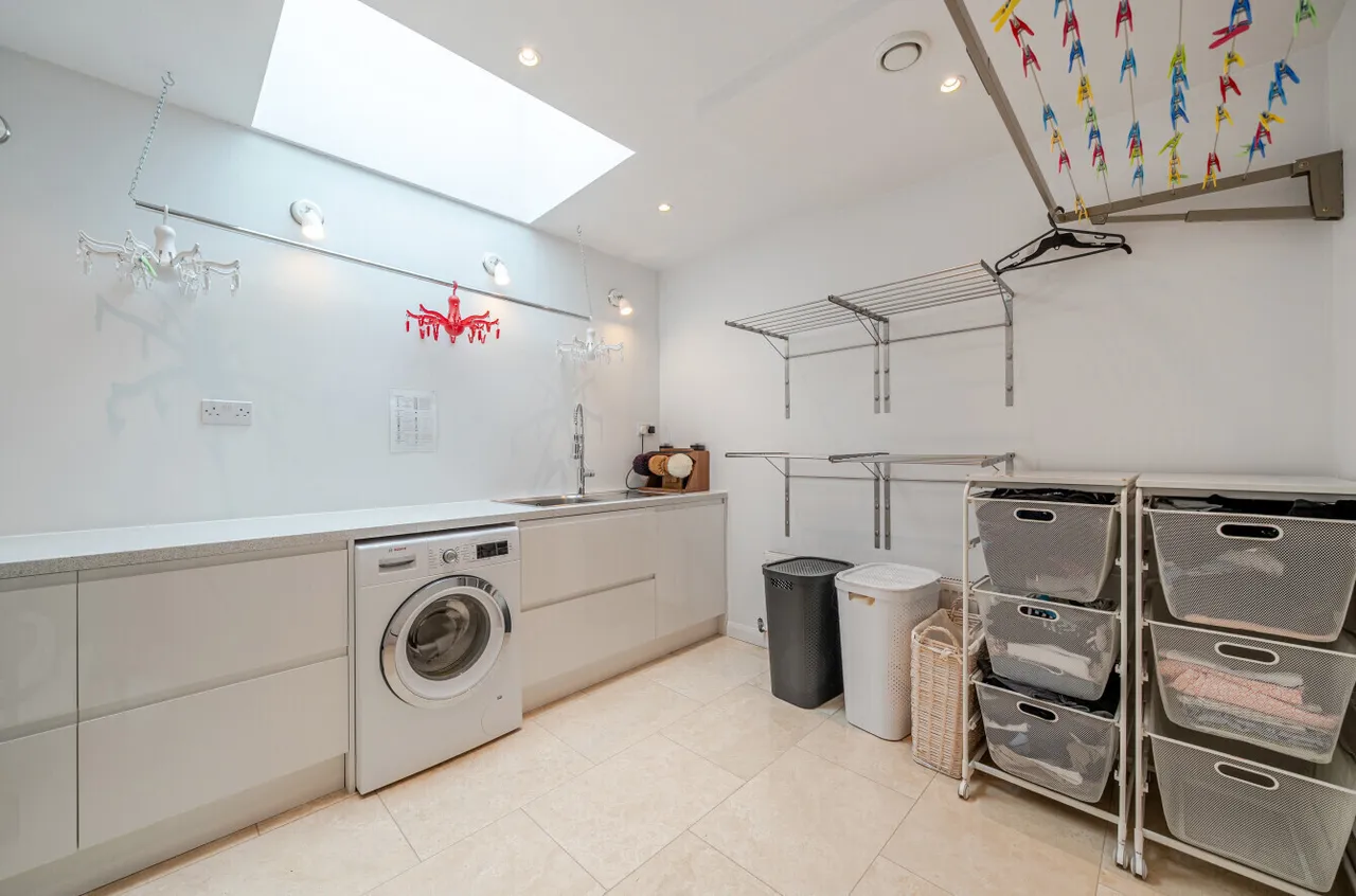 Hockering Road, Woking, GU22, photo 41