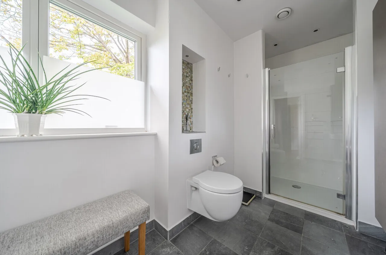 Hockering Road, Woking, GU22, photo 38