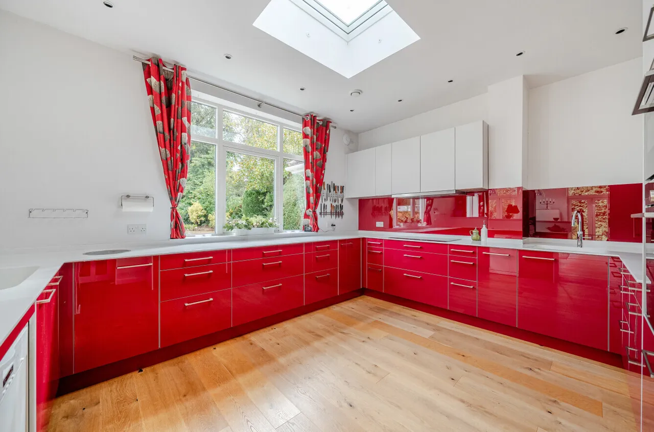 Hockering Road, Woking, GU22, photo 16