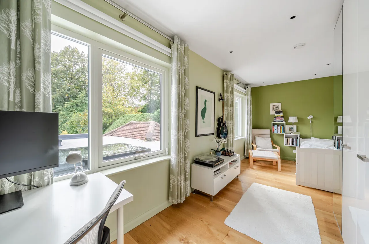 Hockering Road, Woking, GU22, photo 36