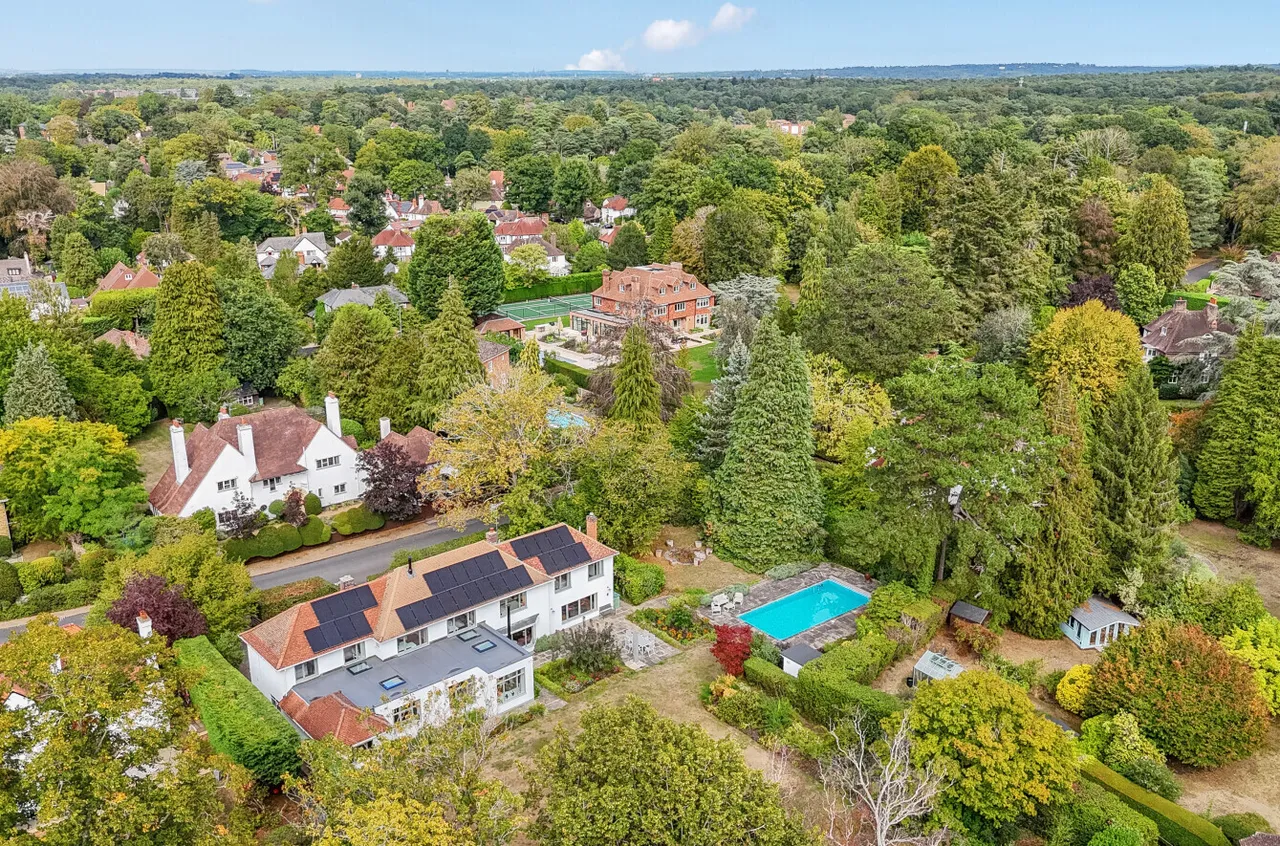Hockering Road, Woking, GU22, photo 55