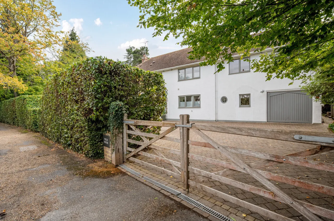 Hockering Road, Woking, GU22, photo 51
