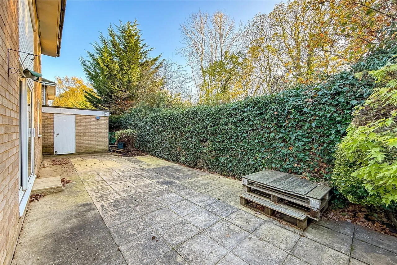 Linden Crescent, St. Albans, Hertfordshire, AL1 5DD, photo 9
