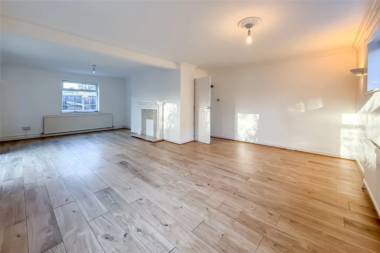 Linden Crescent, St. Albans, Hertfordshire, AL1 5DD, photo 4