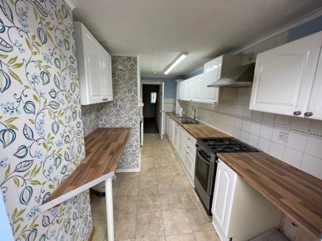 Torrington Avenue, Coventry, photo 5