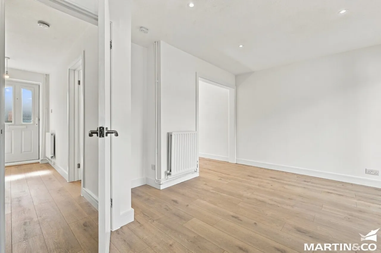 Belmonde Drive, Chelmsford, photo 4
