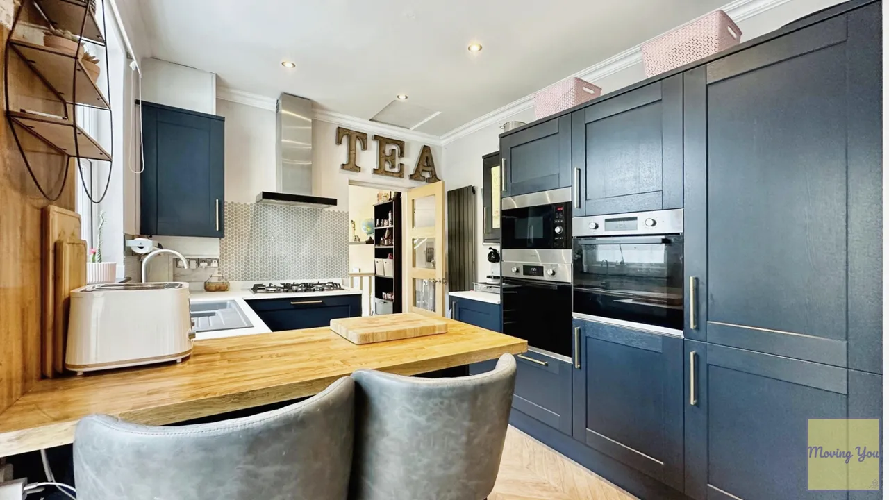 Dynevor Road, Skewen, Neath, photo 4