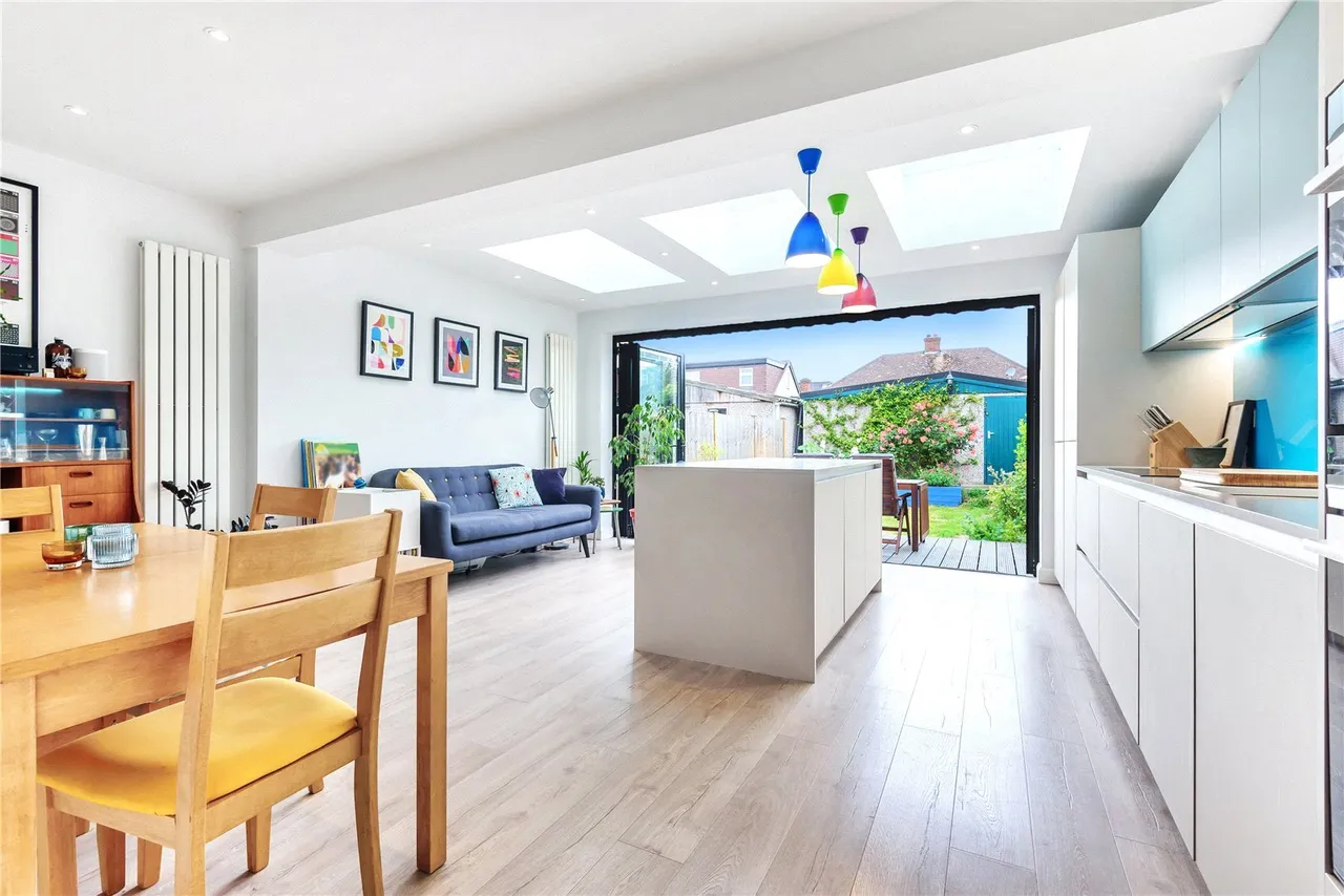 Milner Drive, Twickenham, TW2 7PJ, photo 2