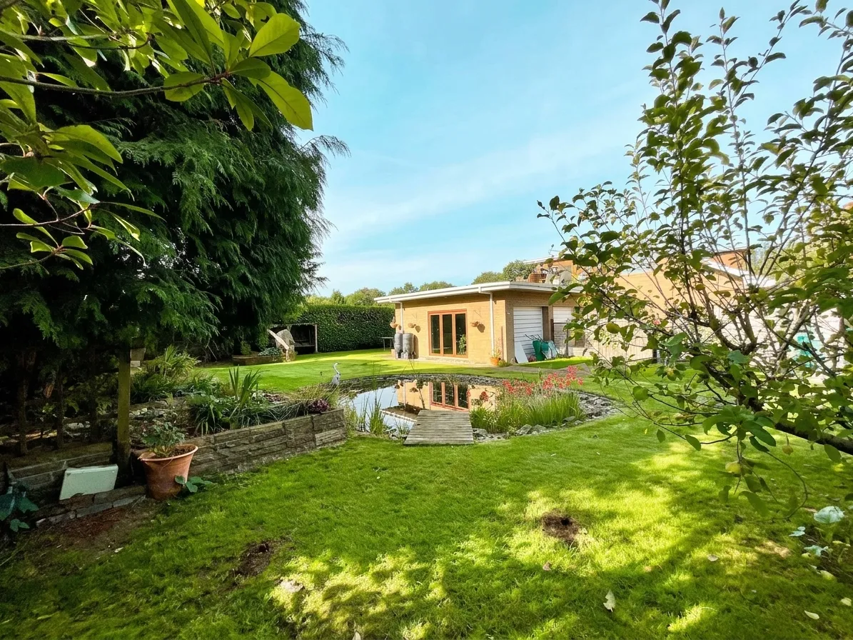 Leys Drive, Newcastle, ST5, photo 4