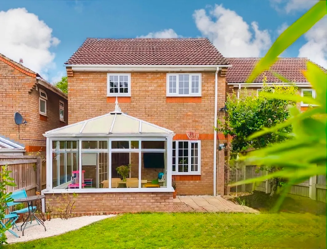 Hampton Drive, Swindon, Wiltshire, SN5 6EY, photo 2