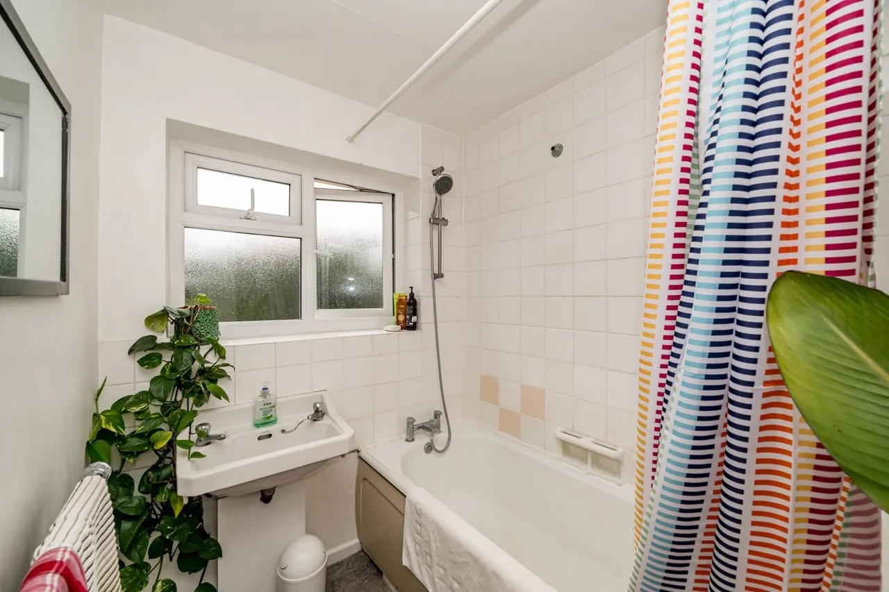 Shelley Road, High Wycombe, HP11, photo 12