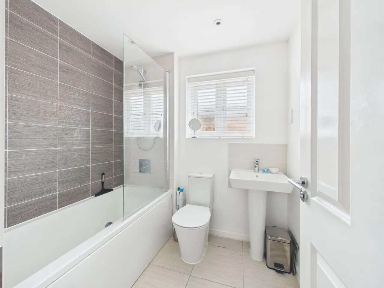 Irthlingborough Road North, Wellingborough, NN8, photo 12