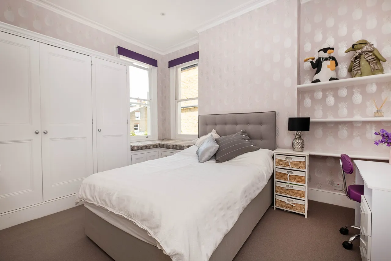 Swanage Road, London, SW18, photo 10