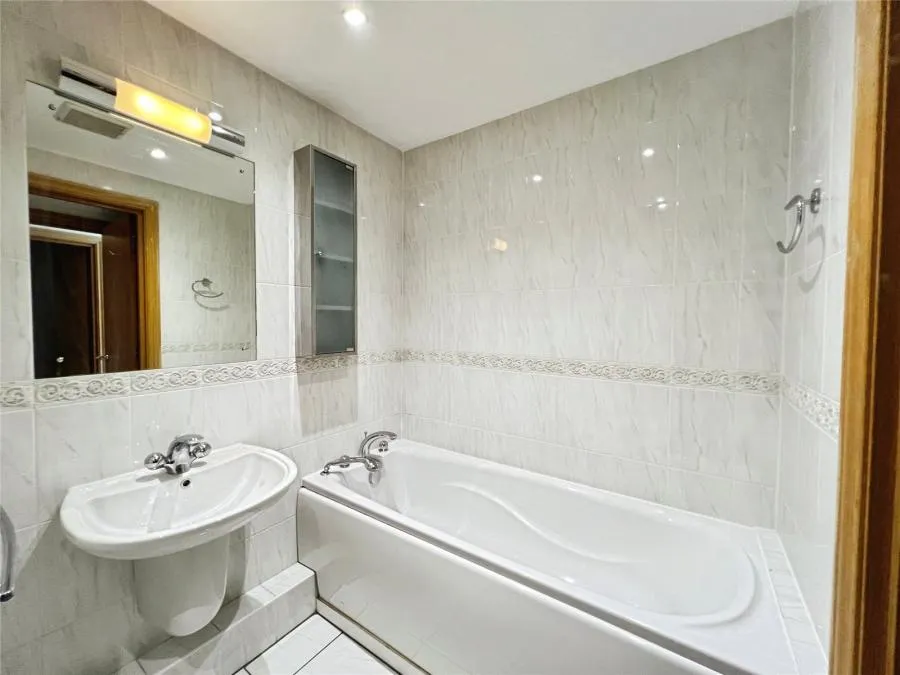 Canute Road, Southampton, SO14, photo 8