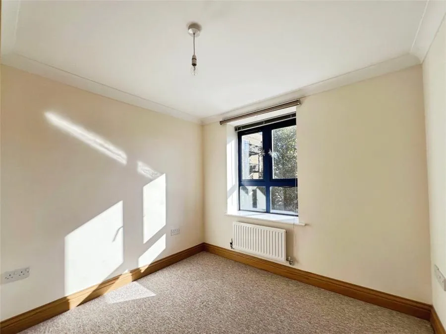 Canute Road, Southampton, SO14, photo 9