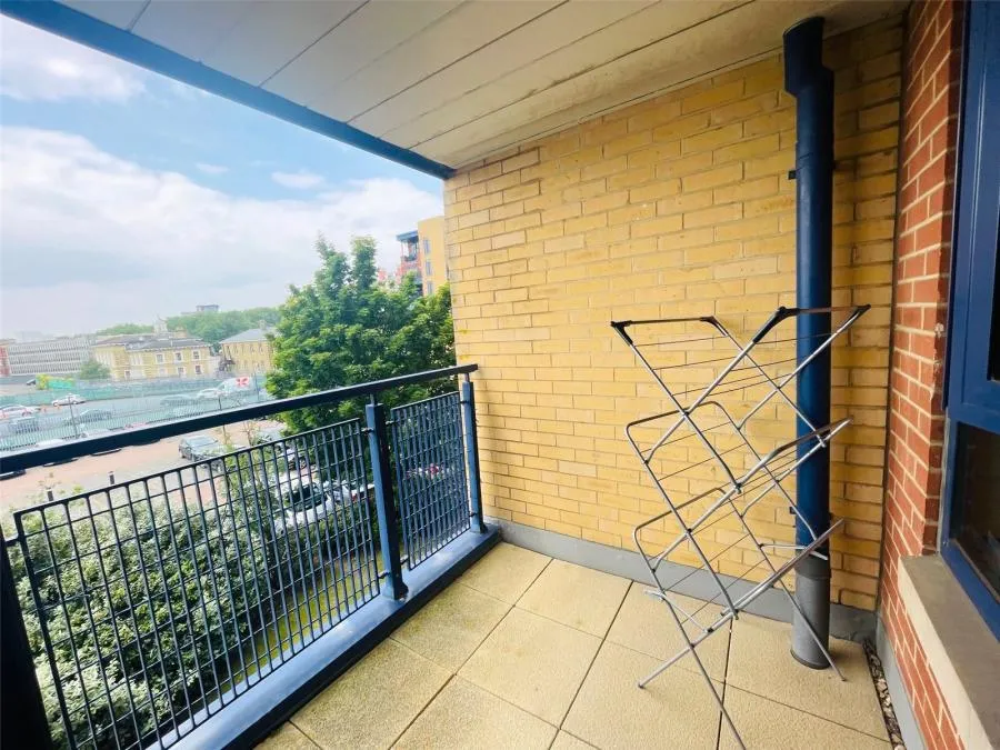 Canute Road, Southampton, SO14, photo 10