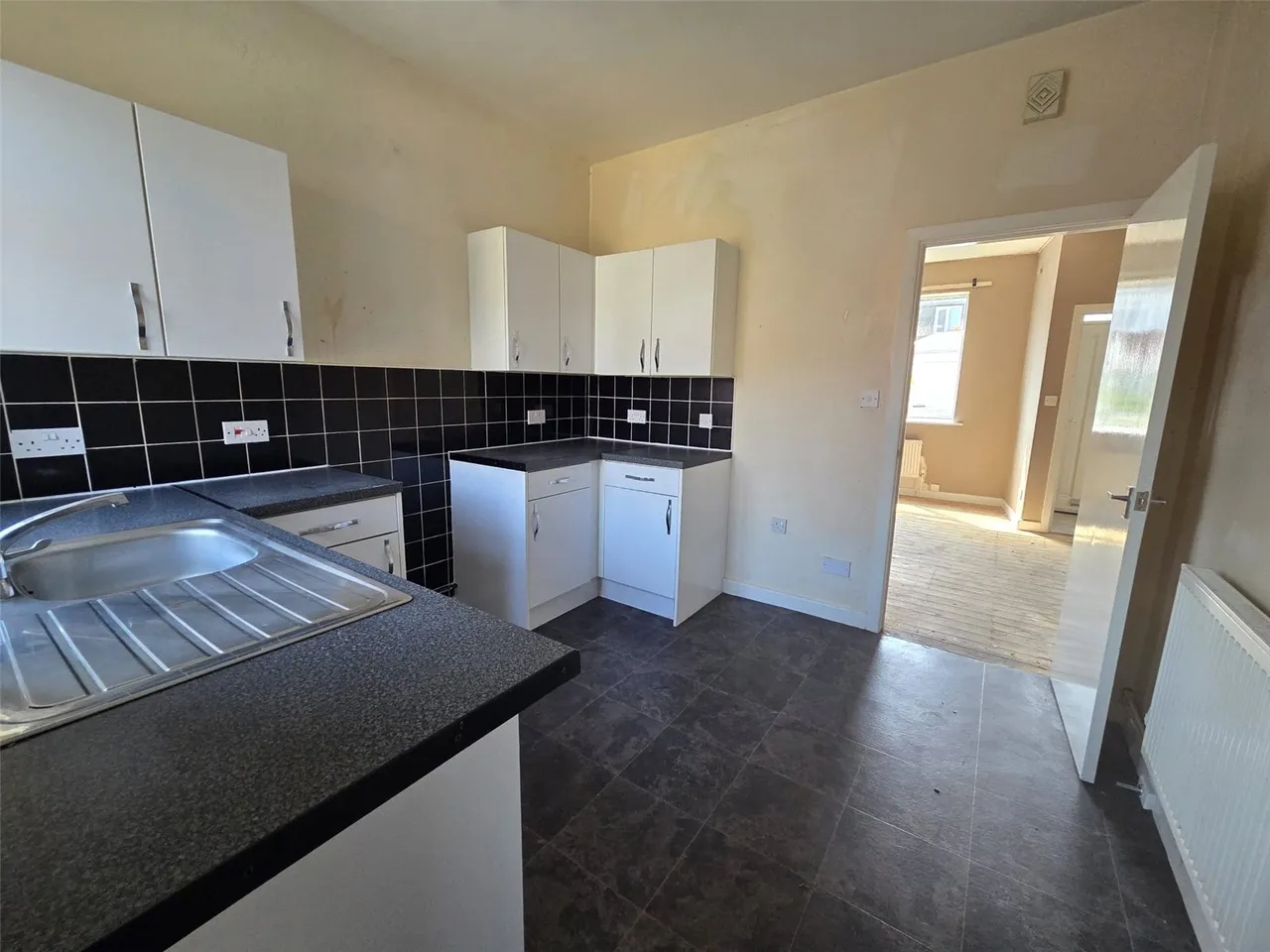 Armitage Road, Doncaster, South Yorkshire, DN4, photo 2