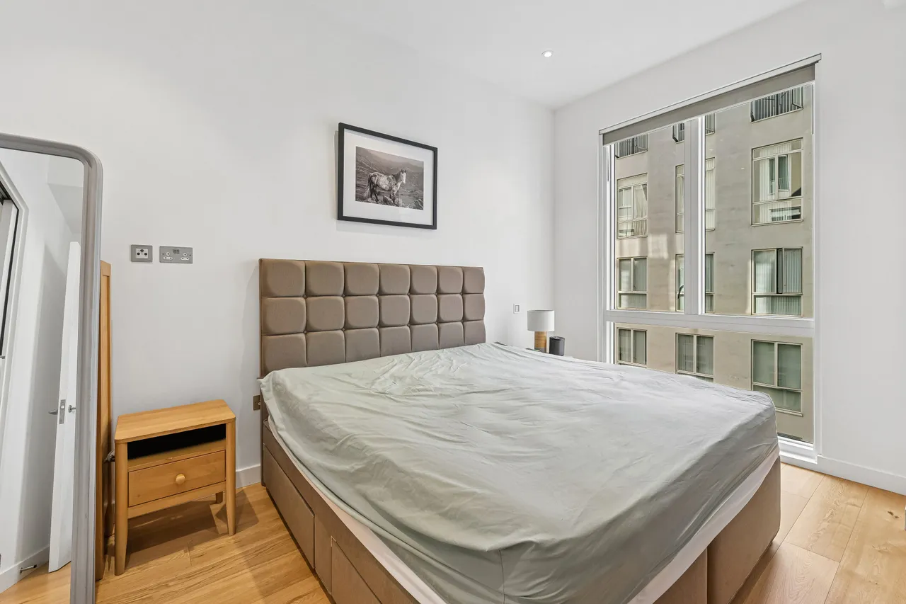 8 Esther Anne Place, London, N1, photo 5