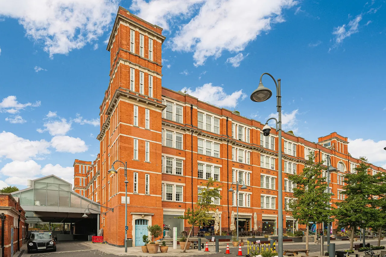 8 Esther Anne Place, London, N1, photo 9