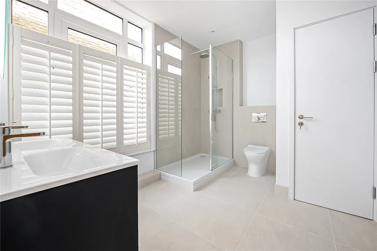 Candler Mews, Twickenham, TW1, photo 3