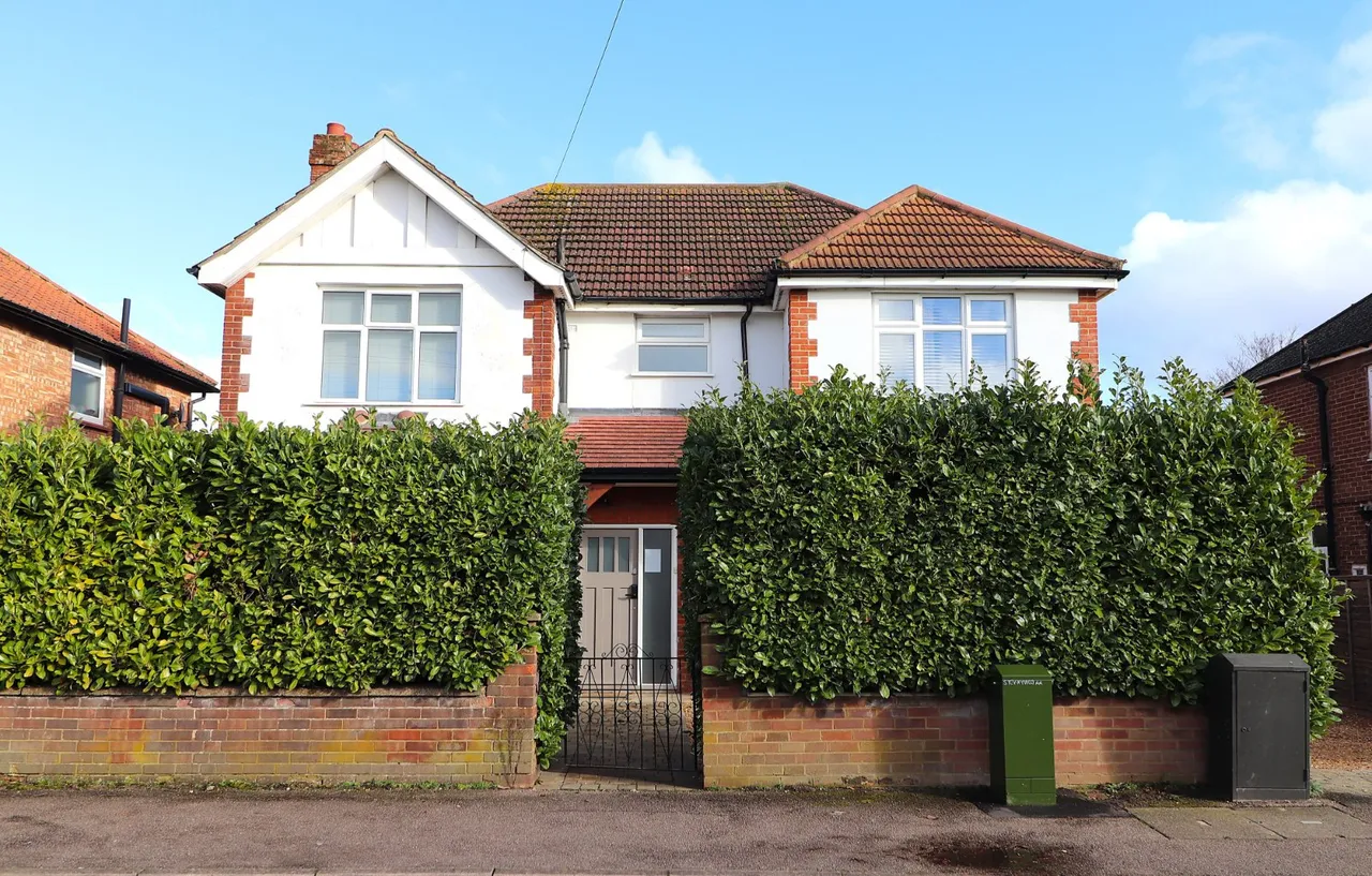 4 bed house for sale, Fairview Road, Stevenage, SG1