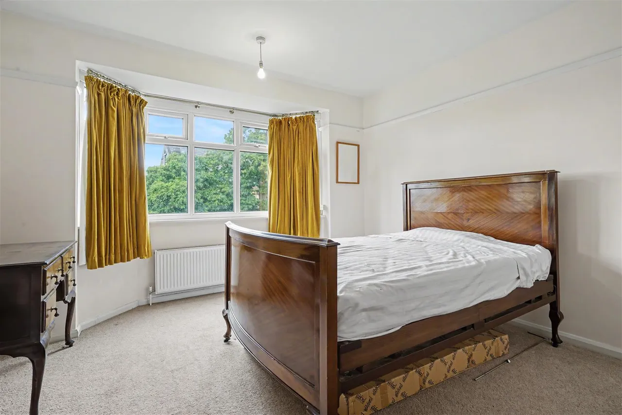 High Road, Chilwell, NG9, photo 10