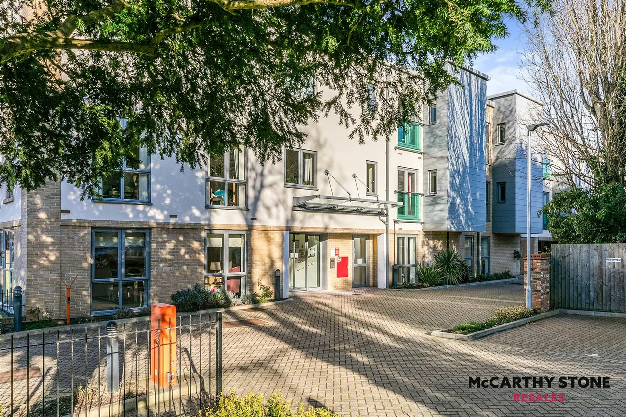 High Street, Huntingdon, PE29, photo 17