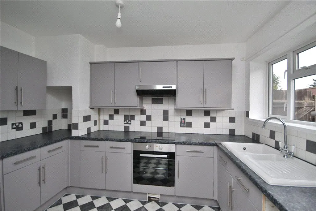 1 bed house to rent, Larch Avenue, Guildford, GU1