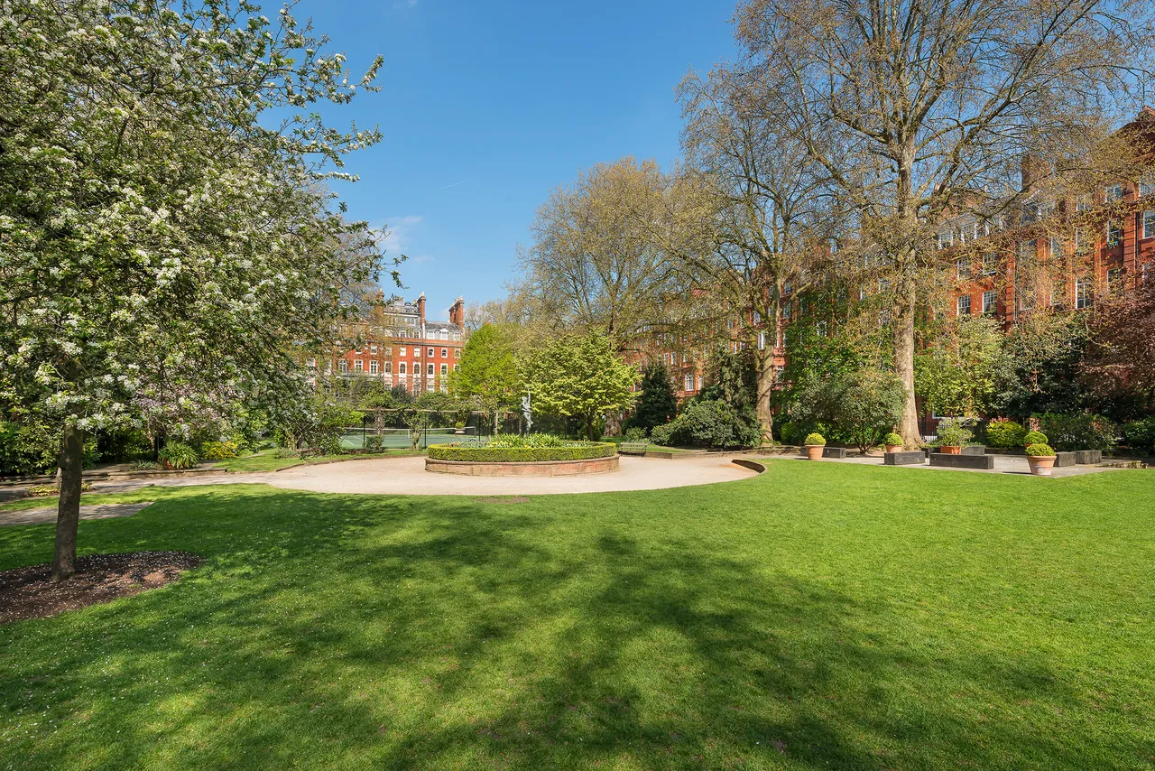 Cadogan Square, Knightsbridge, London, photo 8