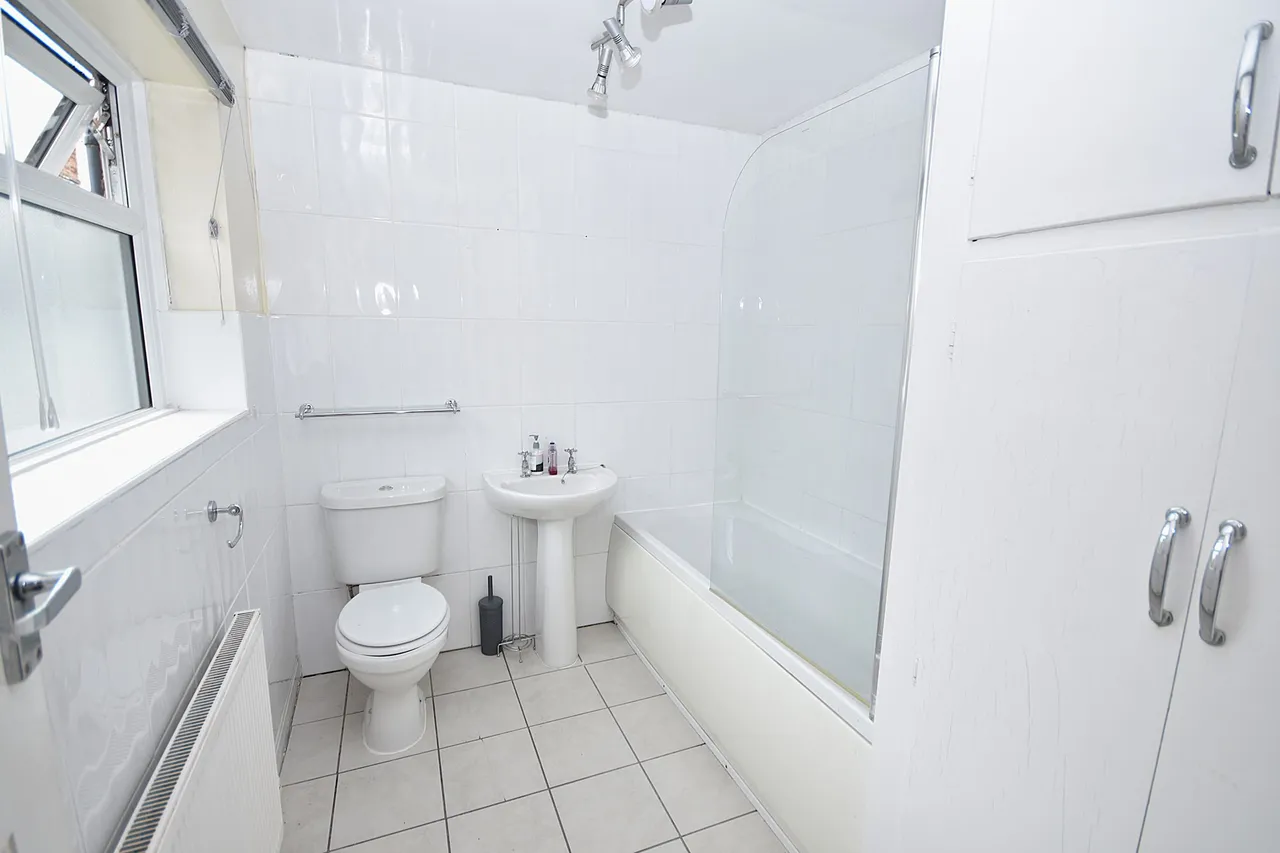 Hurdsfield Road, Macclesfield, photo 7