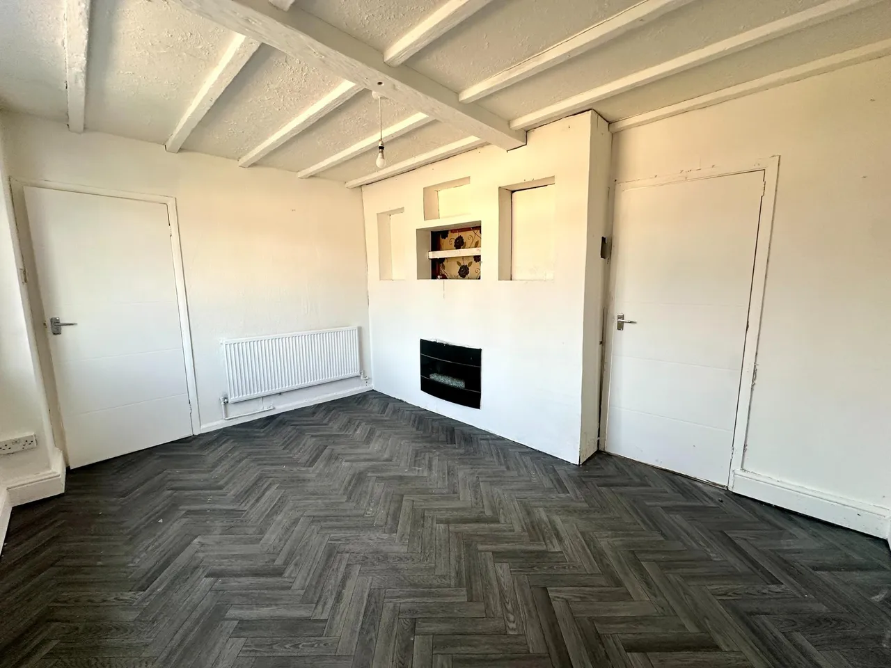 Barracks Lane, Walsall, WS3, photo 2