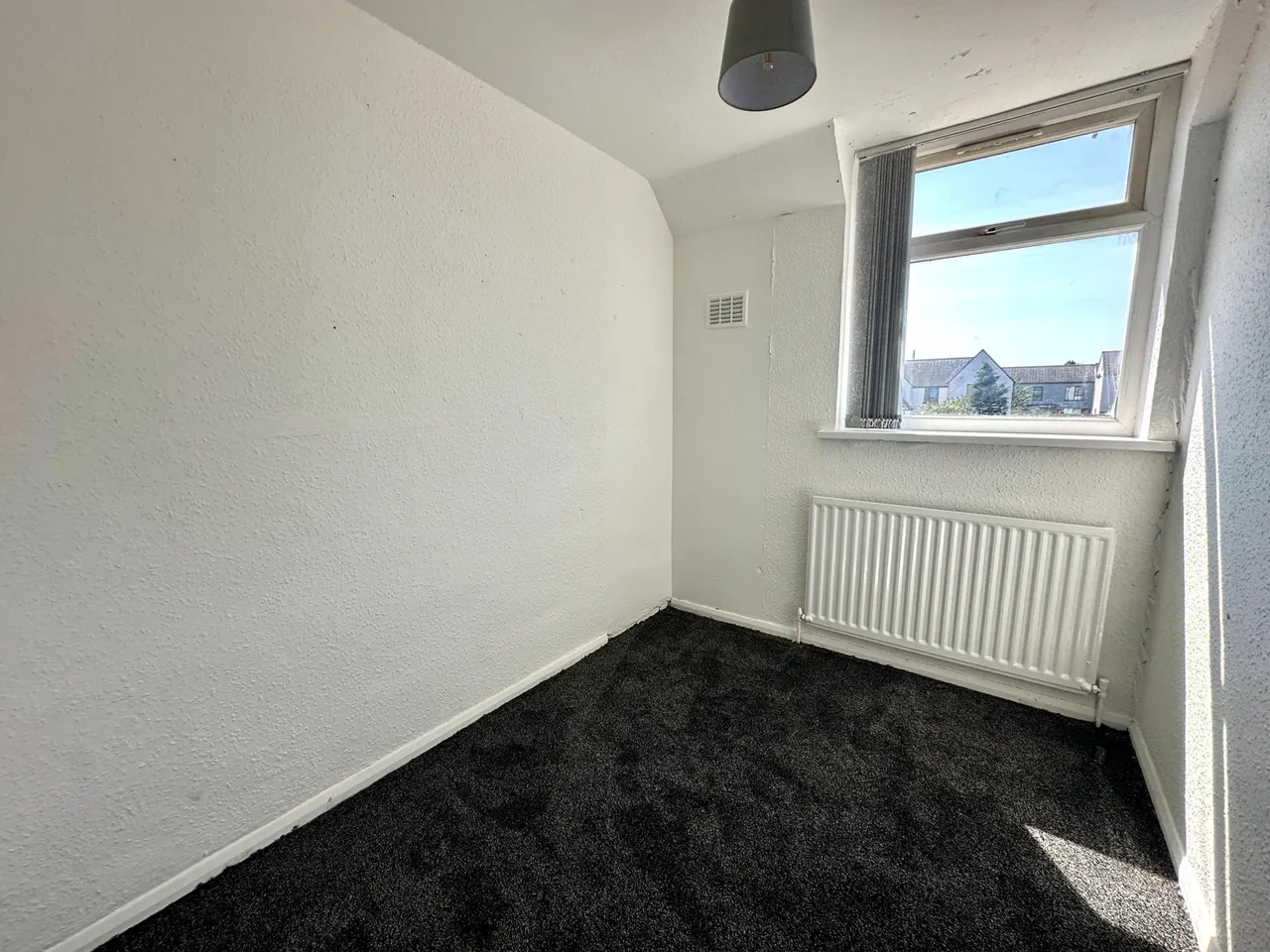 Barracks Lane, Walsall, WS3, photo 11