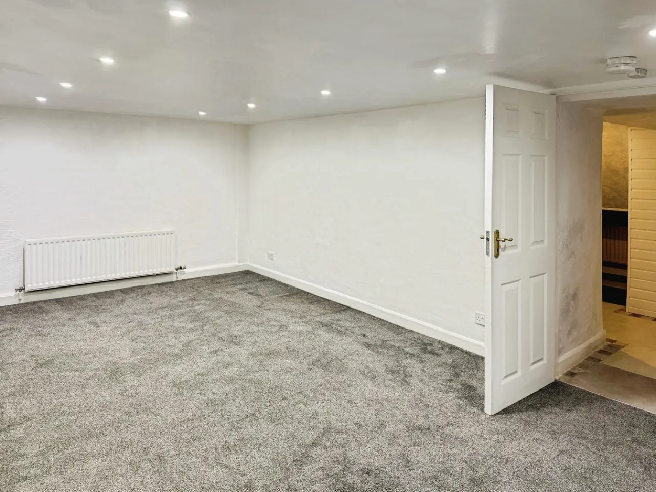 Bramble Cottage, Moorend, LA8, photo 18
