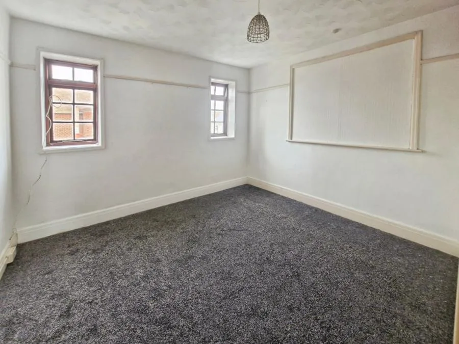 Jubilee Avenue, Portsmouth, PO6, photo 5
