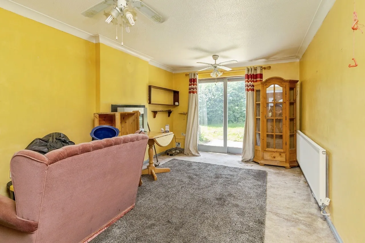Bryony Place, Conniburrow, Milton Keynes, Buckinghamshire, MK14, photo 9