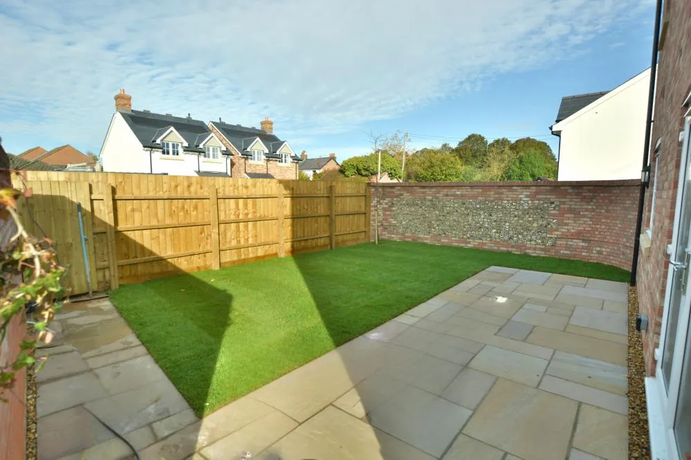 Churchill Gardens, Sturminster Marshall, BH21, photo 21