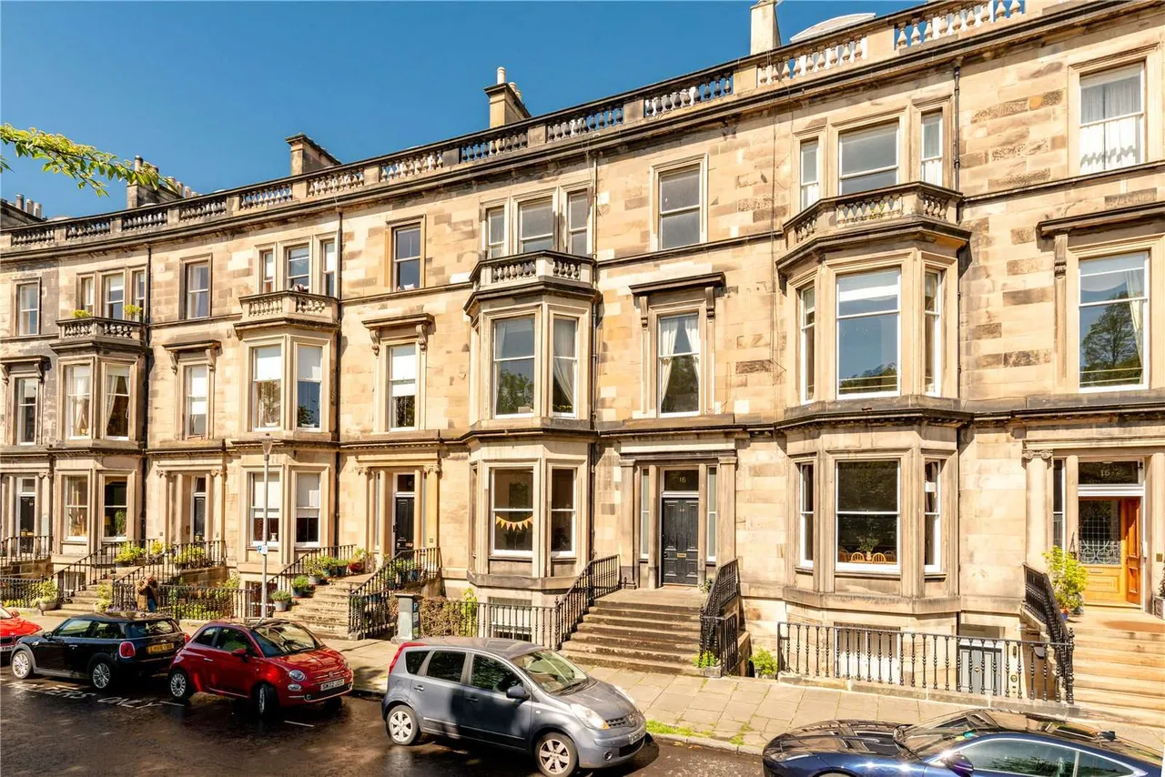1 bed flat for sale — Grosvenor Crescent, West End, Edinburgh, EH12 5EL