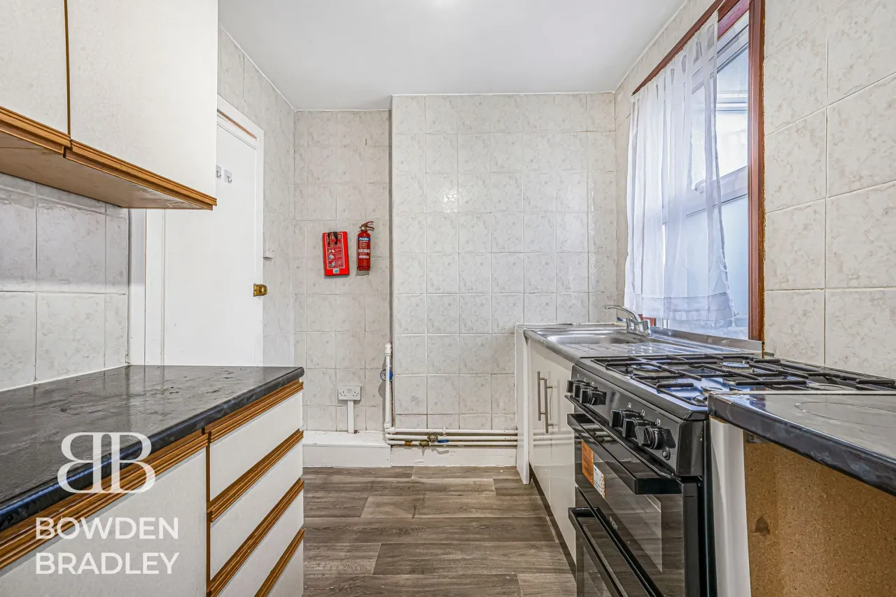 High Road, Leytonstone, E11, photo 3