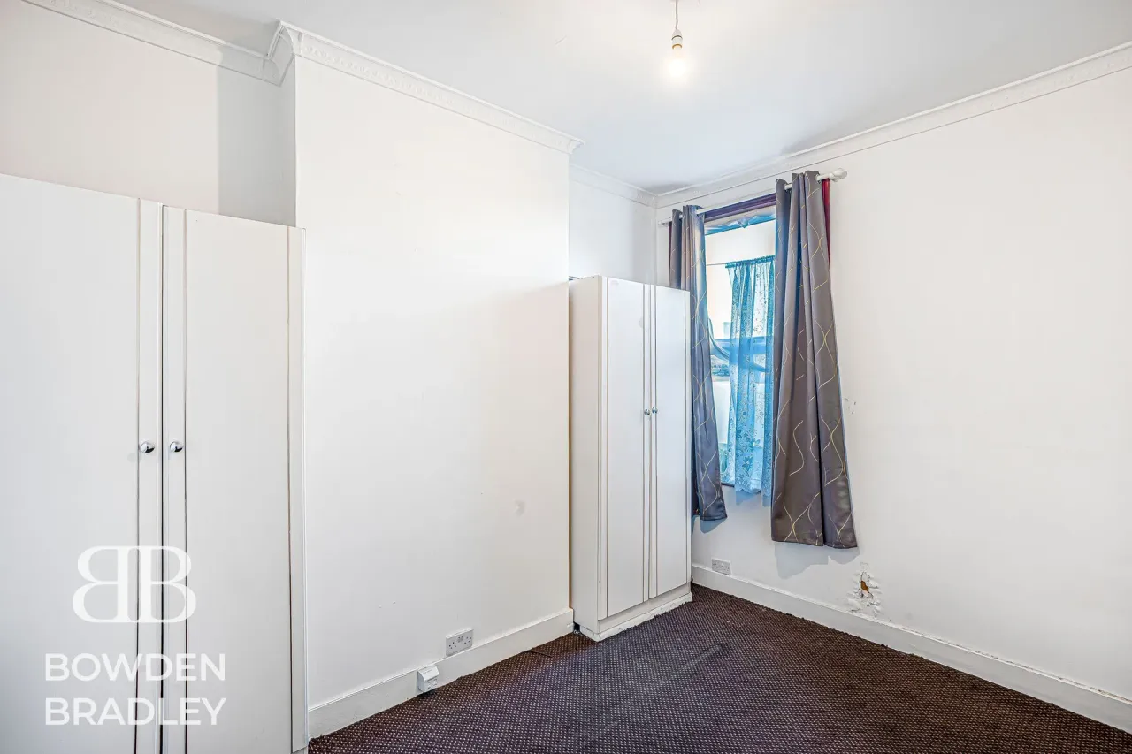 High Road, Leytonstone, E11, photo 20