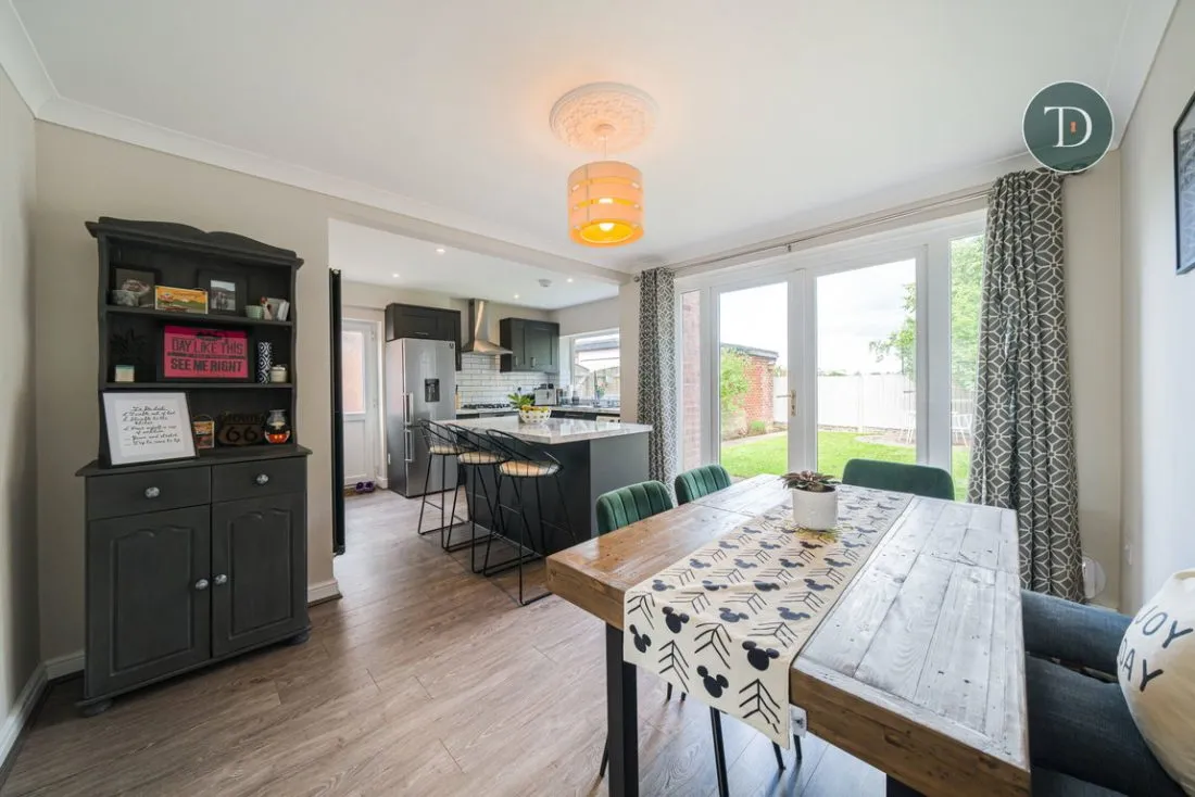 Sycamore Drive, Whitby, CH66 2PN, photo 8