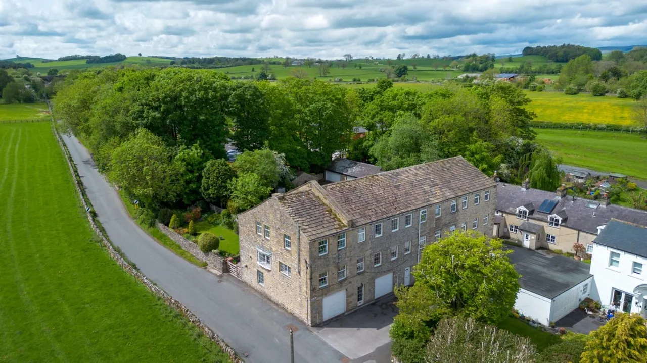 3 bed house for sale, Marton Road, Gargrave, BD23