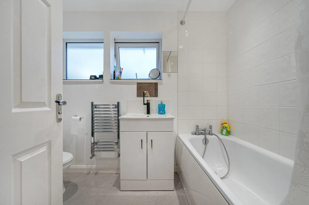 St. Giles Close, BR6, photo 9
