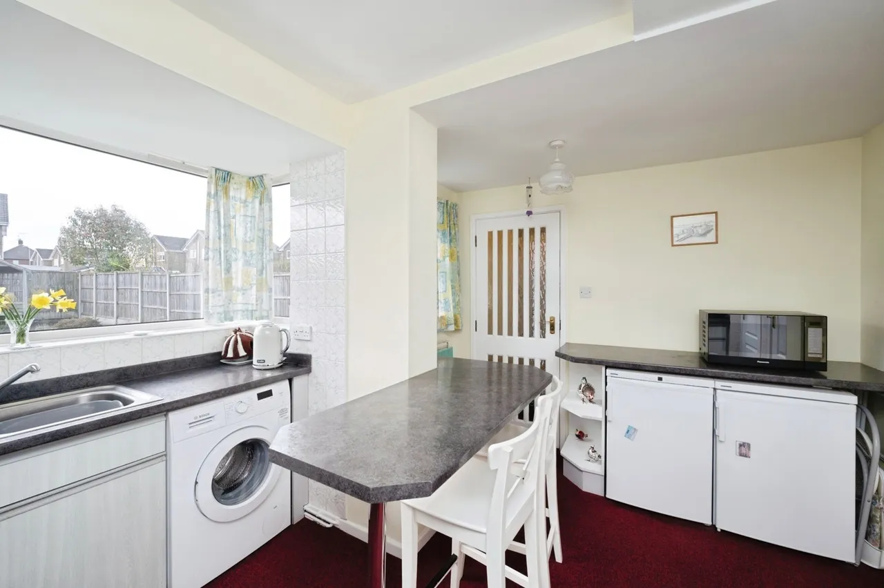 Norwich Close, Mansfield Woodhouse, Mansfield, Nottinghamshire, NG19, photo 9