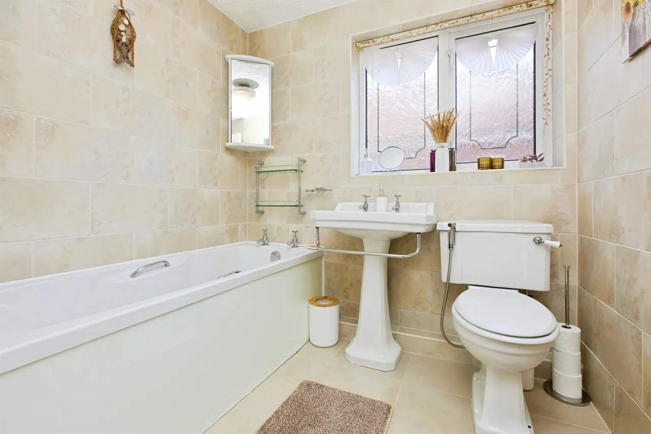 Jennings Way, Burton-On-Trent, DE14, photo 12