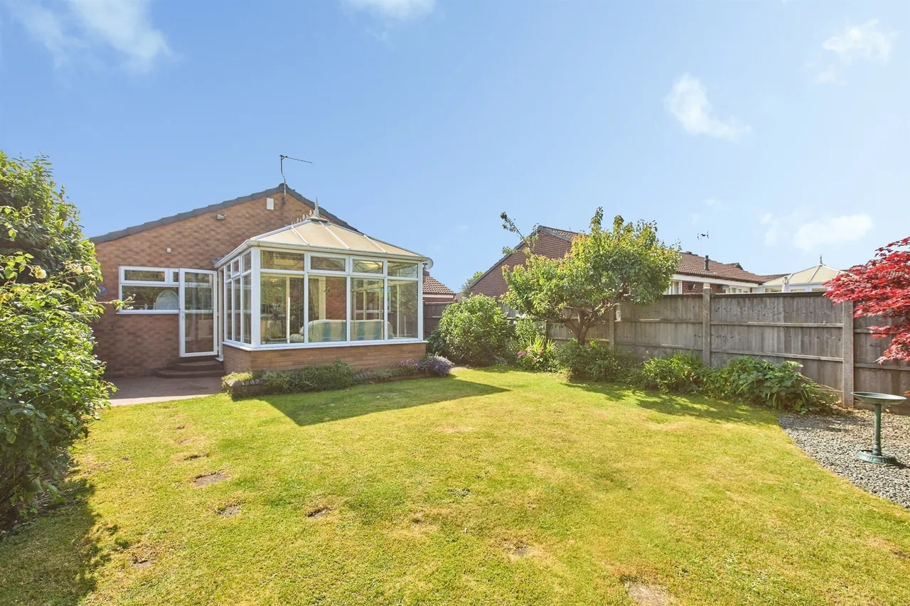 Jennings Way, Burton-On-Trent, DE14, photo 25