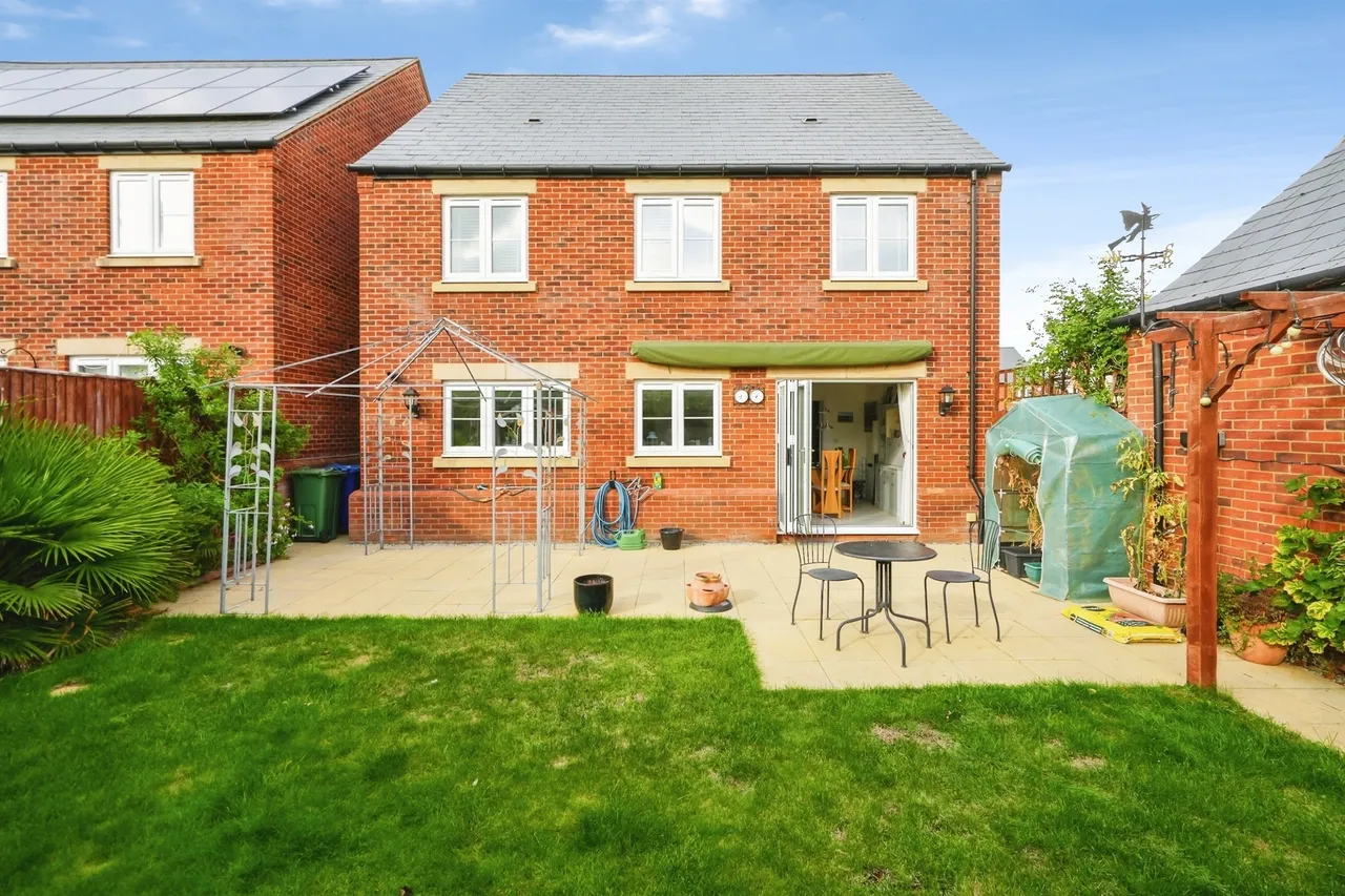 Camp Road, Upper Heyford, OX25, photo 27