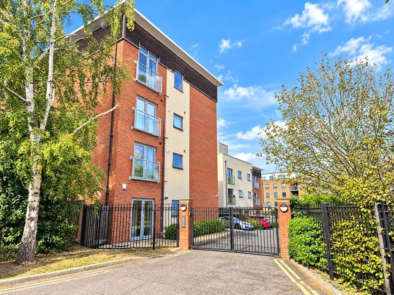 Tapster Street, Barnet, EN5, photo 10
