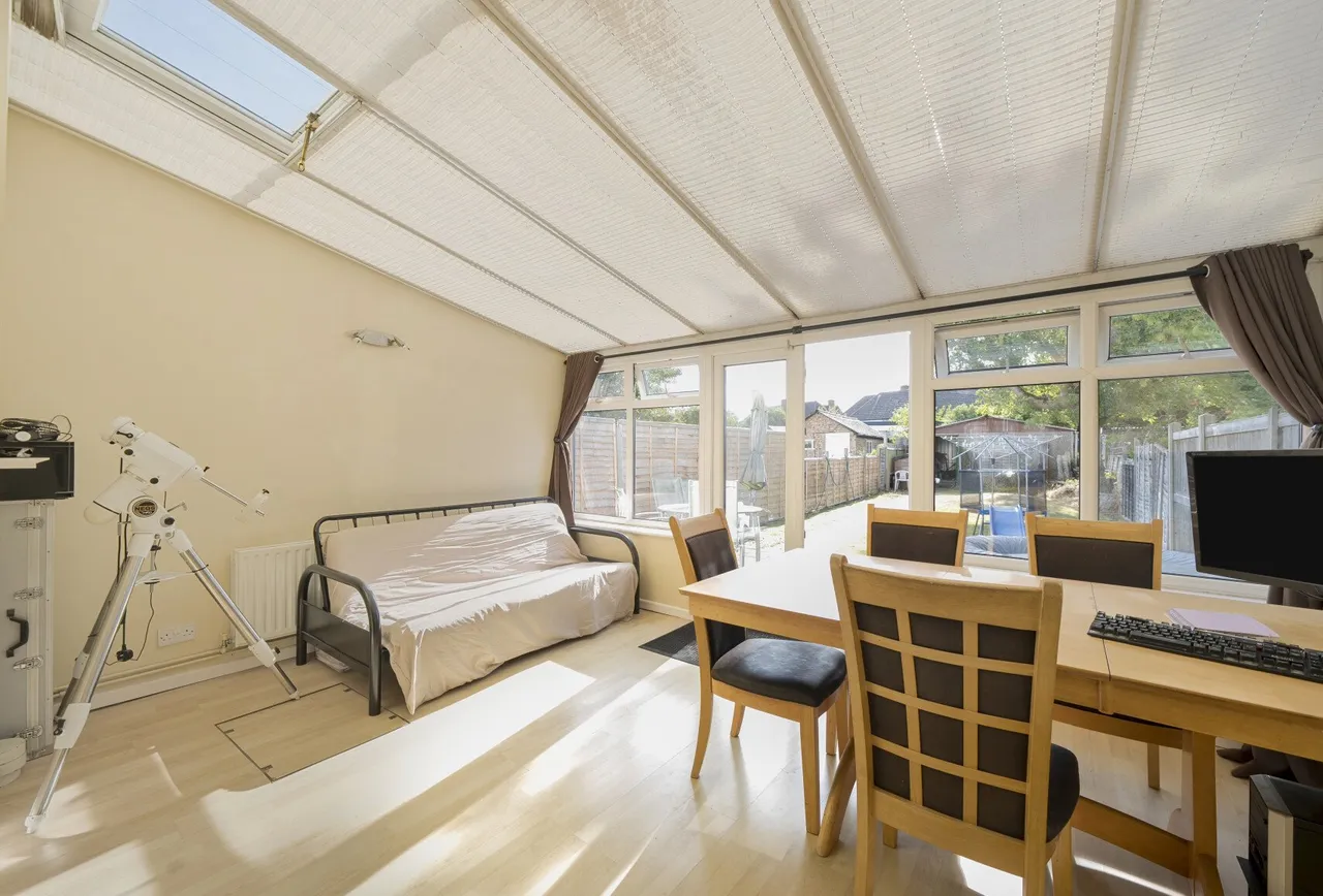 Dale Park Avenue, Carshalton, SM5 2EP, photo 5