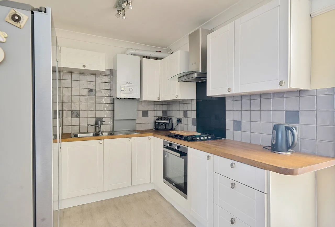 Dale Park Avenue, Carshalton, SM5 2EP, photo 4